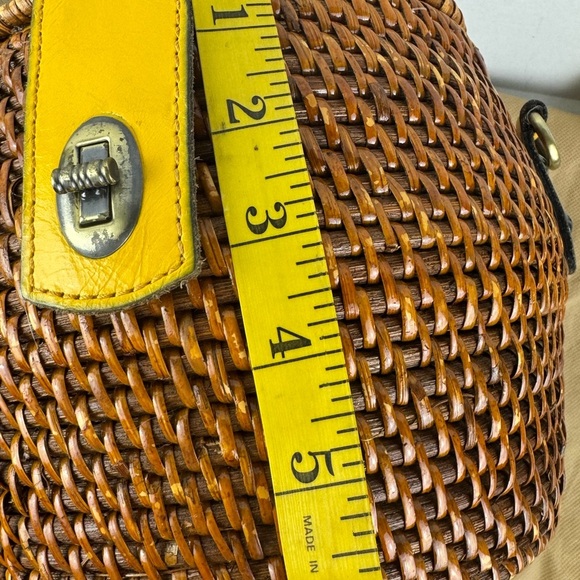 Patricia Nash 10th Anniversary Rare Yellow Wicker Basket Mirror Crossbody Purse. - Picture 14 of 16